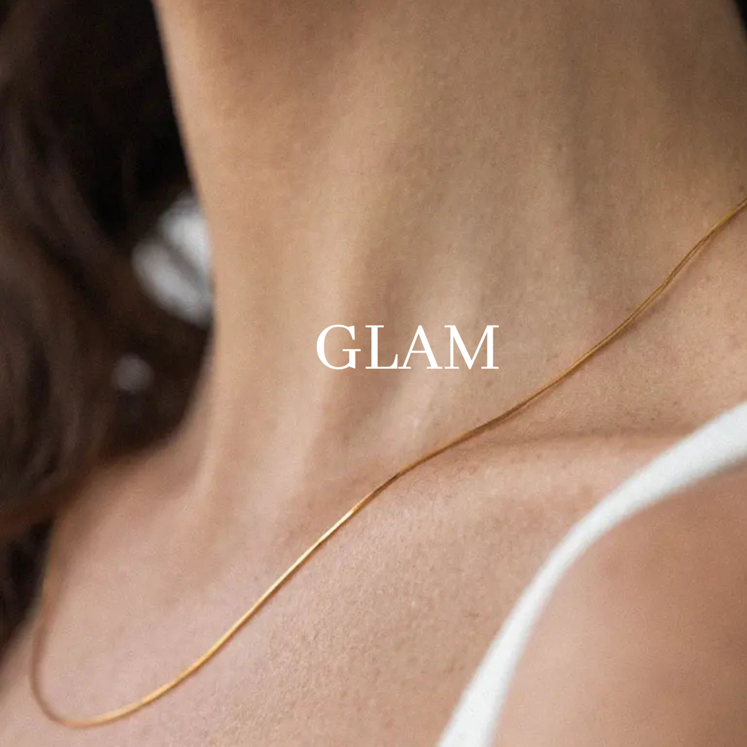 COLLAR INITIAL GLAM