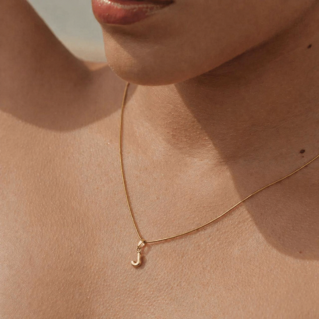COLLAR INICIAL MINI